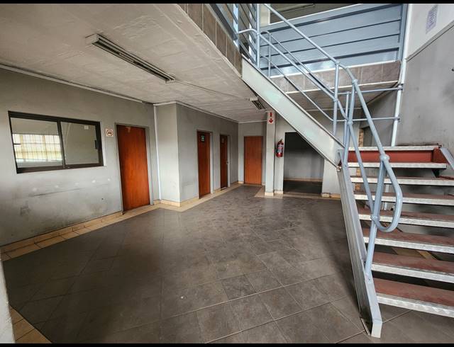1,001M² WAREHOUSE FOR SALE IN DELVILLE
